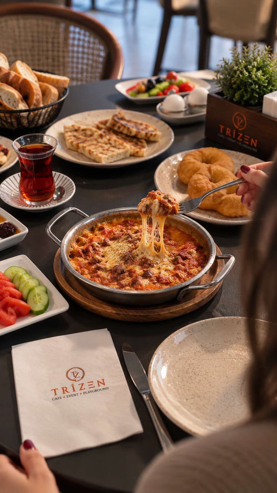 Kavurmalı Kaşarlı Menemen